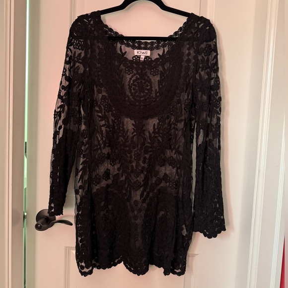 Kiwi Tops - Kiwi Black Floral Lace Top